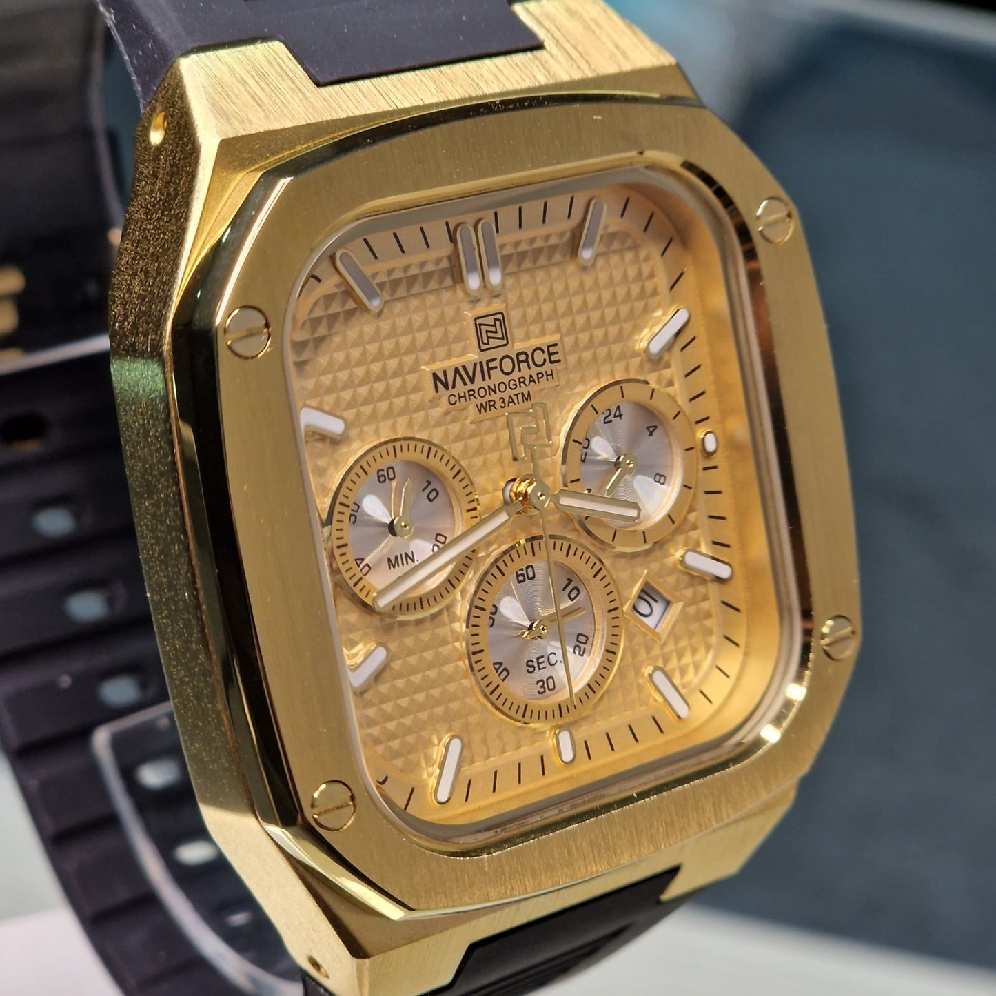 𝐑𝐄𝐋𝐎𝐉 𝐍𝐀𝐕𝐈𝐅𝐎𝐑𝐂𝐄 𝐍𝐄𝐆𝐑𝐎 𝐘 𝐃𝐎𝐑𝐀𝐃𝐎 𝐏𝐑𝐄𝐌𝐈𝐔𝐌 - IMPORTACIONES REYS