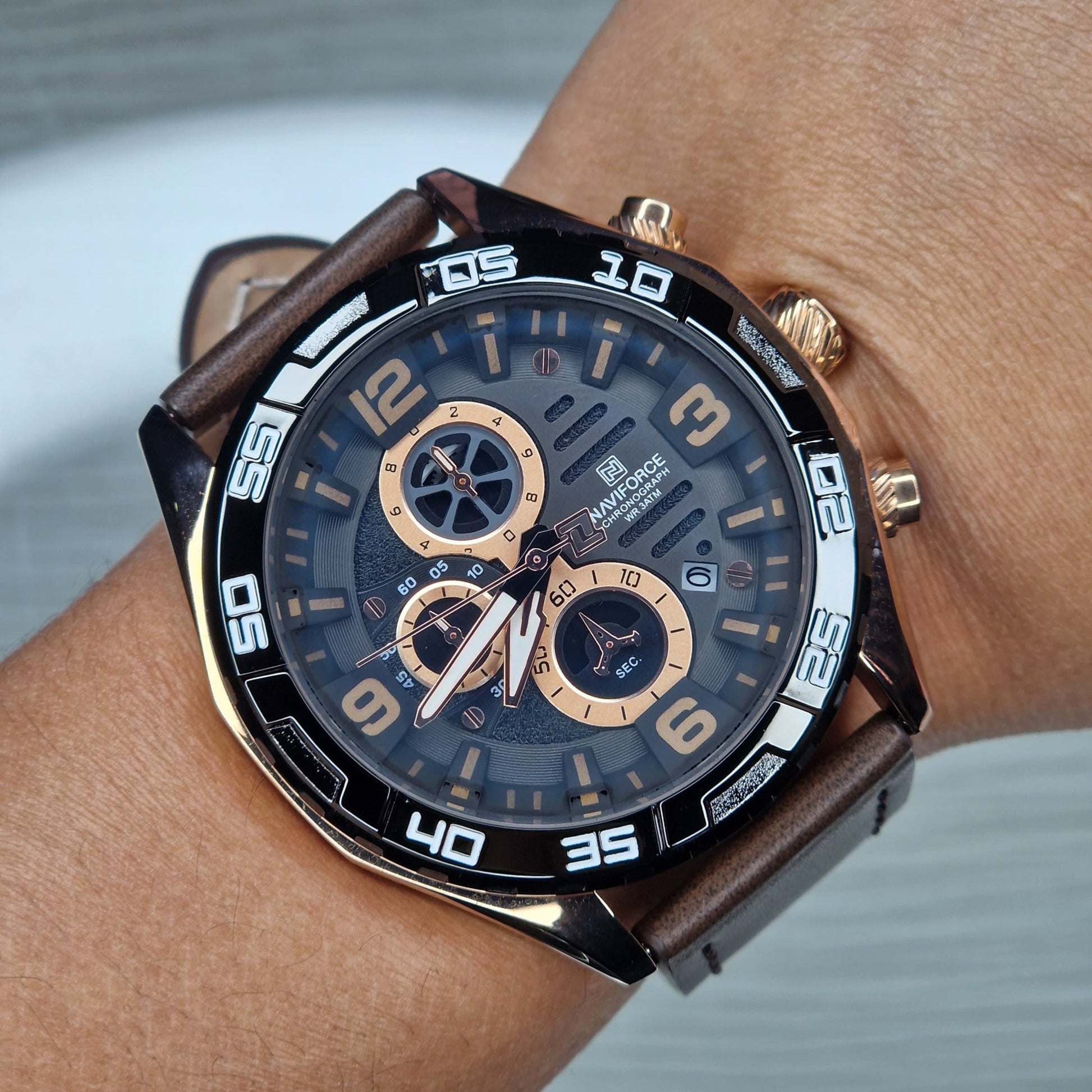 𝐑𝐄𝐋𝐎𝐉 𝐍𝐀𝐕𝐈𝐅𝐎𝐑𝐂𝐄 𝐍𝐄𝐆𝐑𝐎 𝐃𝐄 𝐂𝐔𝐄𝐑𝐎 - IMPORTACIONES REYS
