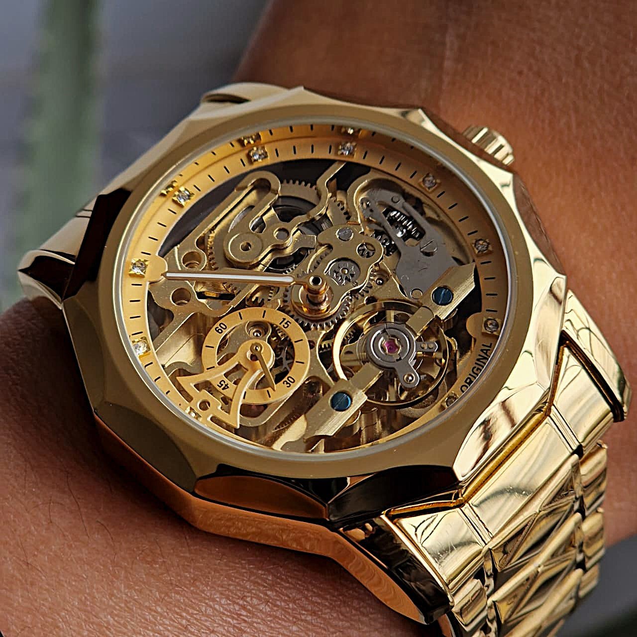𝐑𝐄𝐋𝐎𝐉 𝐅𝐎𝐑𝐒𝐈𝐍𝐈𝐍𝐆 𝐃𝐎𝐑𝐀𝐃𝐎 𝐄𝐋𝐄𝐆𝐀𝐍𝐓𝐄 - IMPORTACIONES REYS