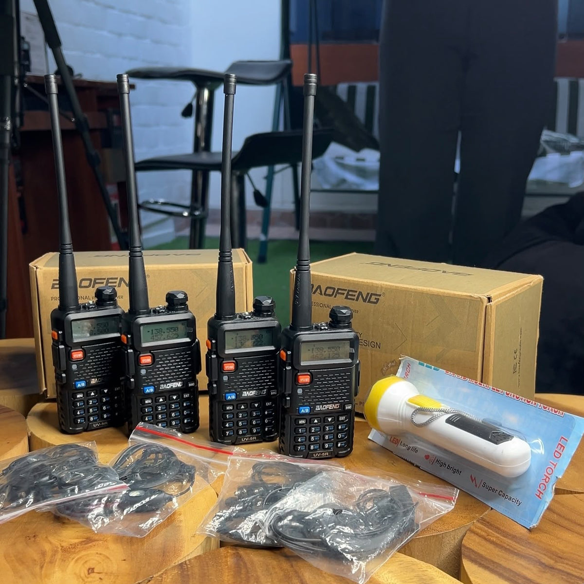 PACK 4 RADIOS BAOFENG 7KM - UV5R